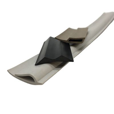 Vinyl Flooring Accessories Rigid PVC Capping Strips and Cove Former with Hardness