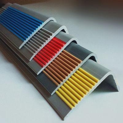 Interior/Exterior Decoration Aluminium Stair Tread Nosing with Non Slip Rubber Insert