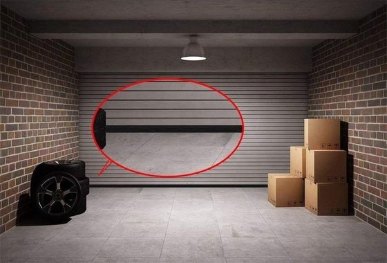 Black or Gray Flood Door Plastic Dam Essential for Different Vehicle Applications