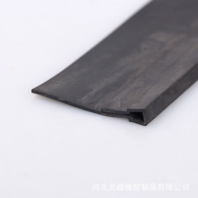 Flexible Rubber Edge Trims for Glass or Metal Sheets U Profile EPDM or PVC Extrusion