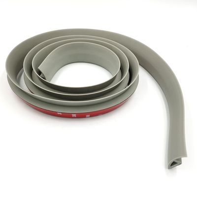 Wood Crevice Joining Strip for Flooring Transition and Threshold in Black/White PVC