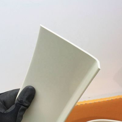 Flexible Vinyl Wall Base Rubber Cove Base with Toe 0.5'' to 8'' Height Black