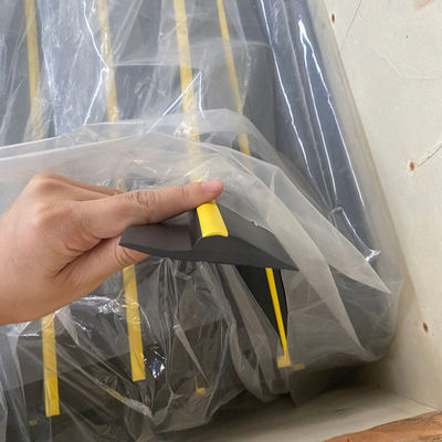 Flexible Garage Door Threshold Water Stop Plastic Seal Strip Customer's Requirement