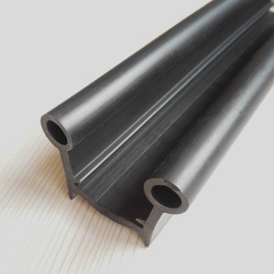 Extruded Processing Cold Room Door Rubber Seal in Black for High Humidity Areas