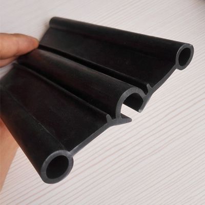 Extruded Processing Cold Room Door Rubber Seal in Black for High Humidity Areas