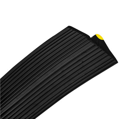 Professional Cutting Garage Door Threshold Ramp Rubber Bottom Weather Seal Strip