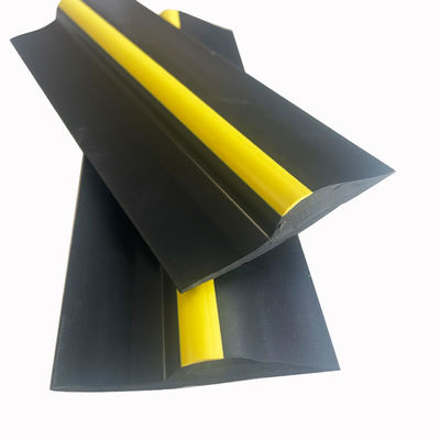 Professional Cutting Garage Door Threshold Ramp Rubber Bottom Weather Seal Strip