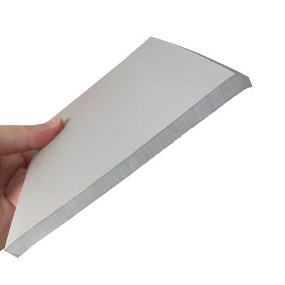 Commercial PVC Feather Edge Skirting Rubber Baseboards Molding with Easy Installation