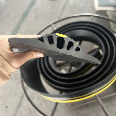 Garage Ground Seal Rubber Weatherstrip for Width Range 50-220mm and 55-65 Shore A Hardness