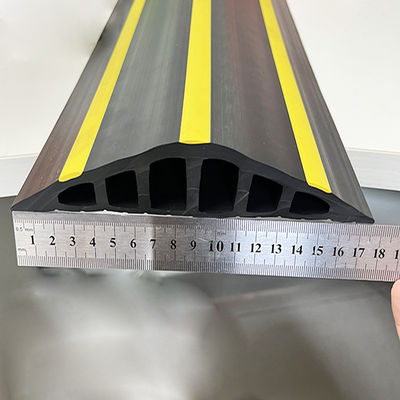 20-220mm Width EPDM Flexible PVC Rubber Seal for Garage Depot Barn Lock-up and Carpark